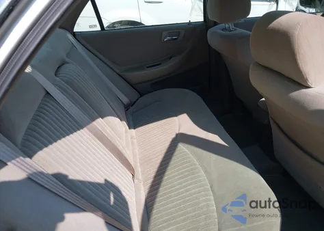 1998 Honda Accord Lx z USA, uszkodzony, nr VIN 1HGCG5648WA084802